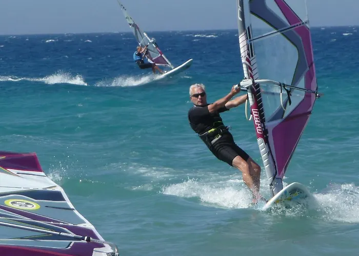 Johnhara & アパート イアリソス