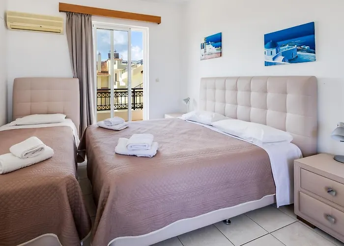 Johnhara & * Ialysos (Rhodes)