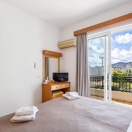 Johnhara & Appartement Ialysos (Rhodes)