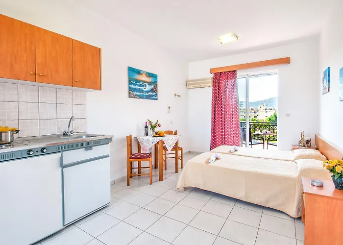 Johnhara & Apartamento Ialisos